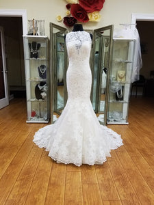 Allure Bridal Lace Trumpet Wedding Gown