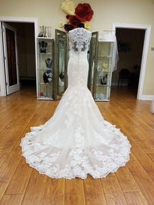 Allure Bridal Lace Trumpet Wedding Gown